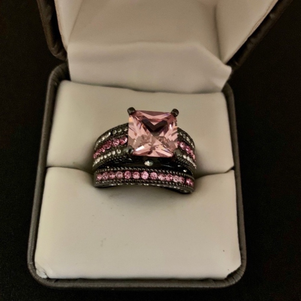 18K gold/platinum plated Sz 7 wedding set